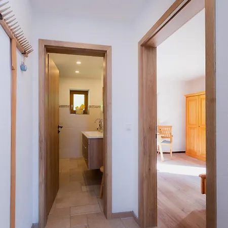 Mankei Apartment